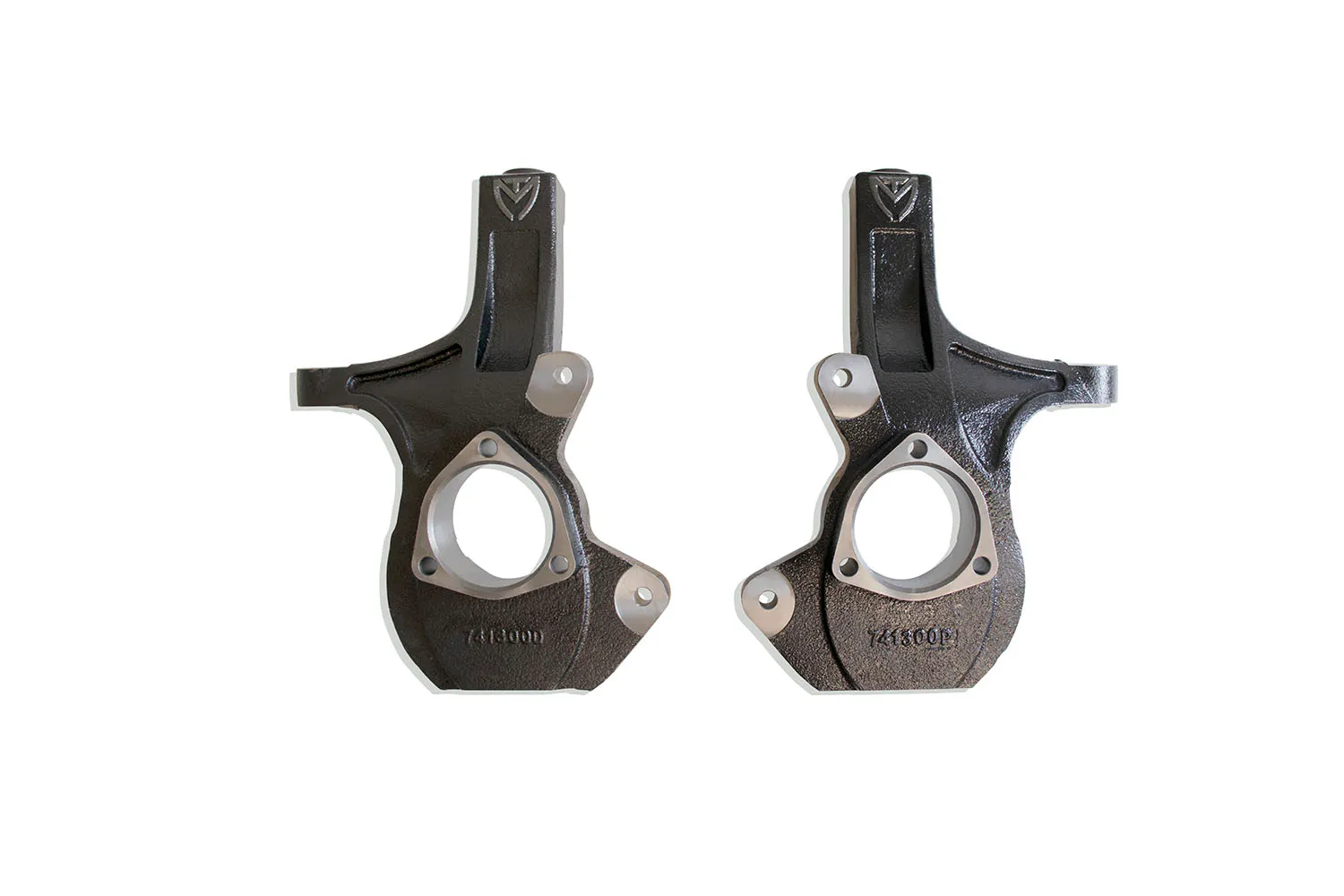 MaxTrac Suspension STEERING KNUCKLES (CAST STEEL) - 7" CROSSMEMBER KIT (BOX 1 OF 3)