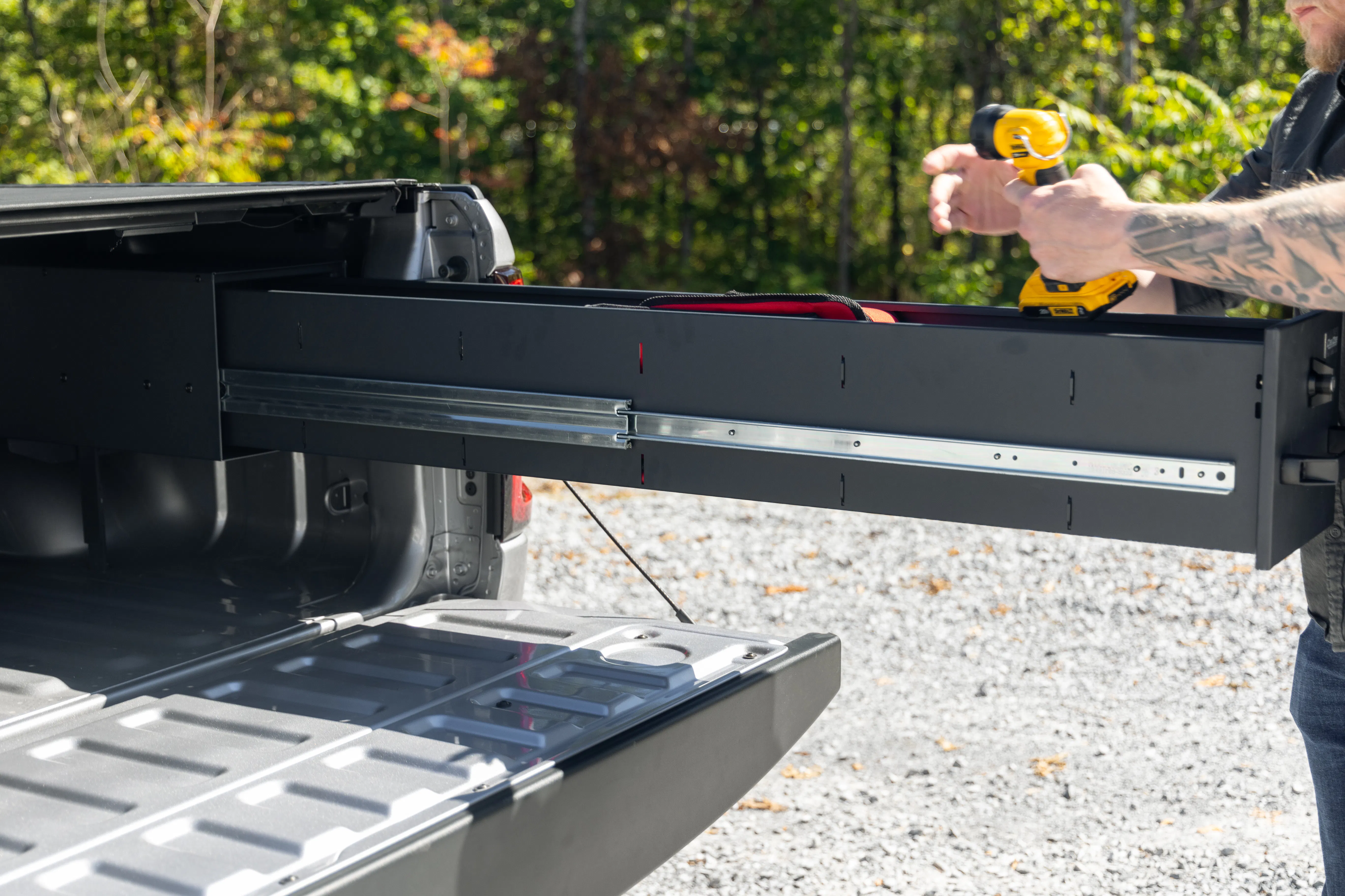 Dee Zee DZ960D Under Tonneau Storage Box