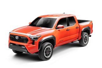 Husky Liners 2892279 Husky Low Profile Aeroskin Chrome