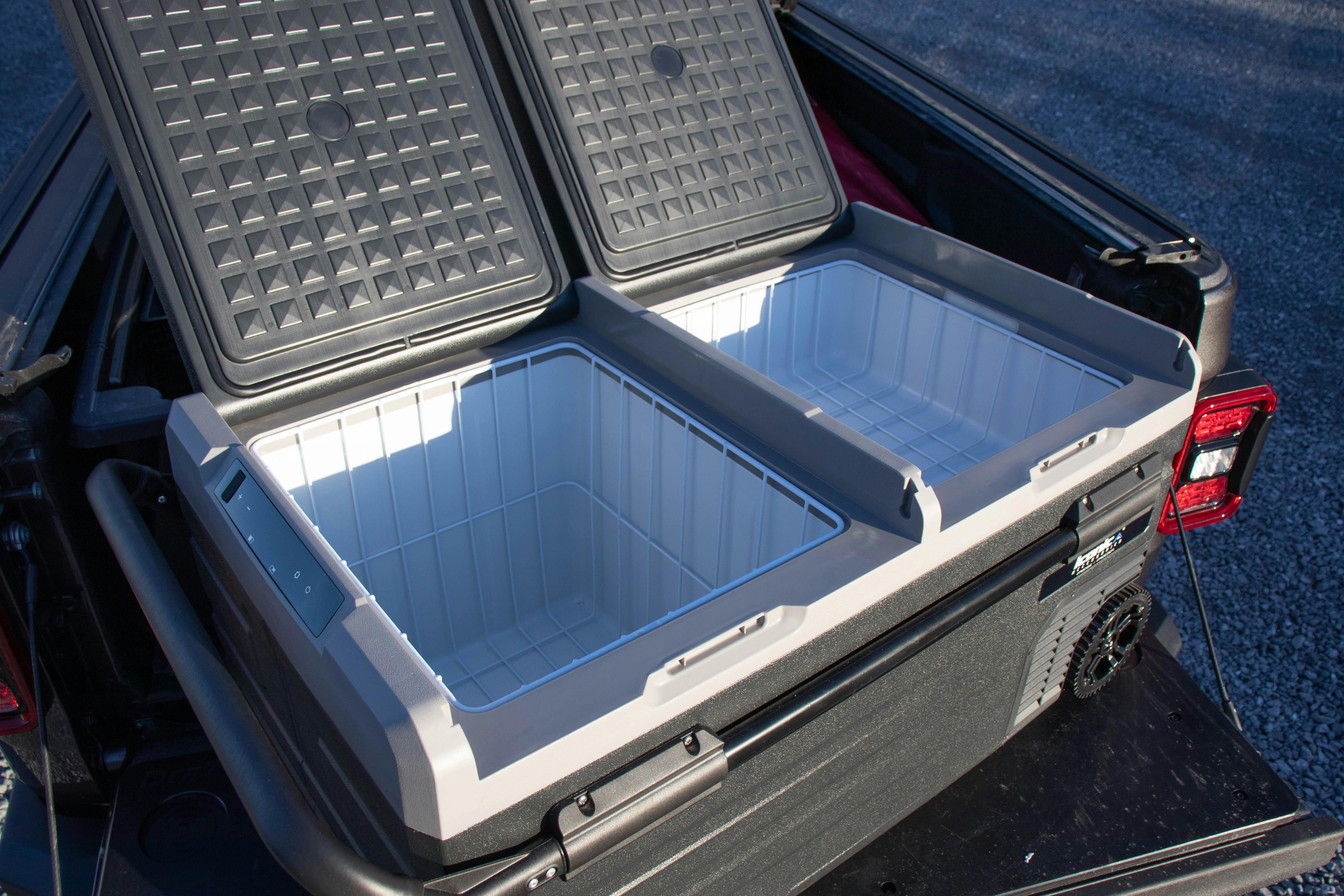 Iconic Accessories 820-0095 Dual Zone 95L Refrigerator/Freezer