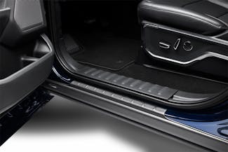 Bushwacker 14130 Truck Trail Armor Rocker Panel