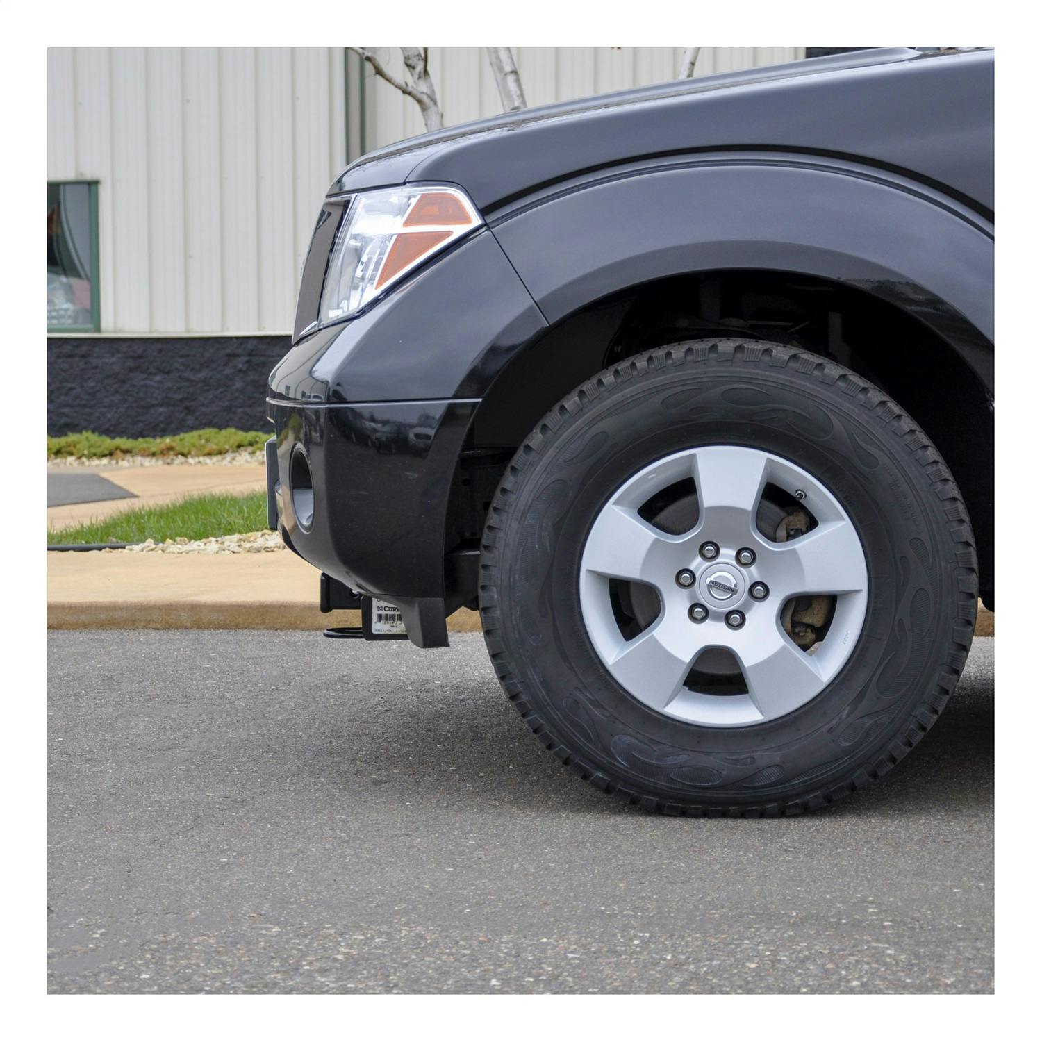 CURTヒッチカーゴ Amazon.com: CURT 12154 Class 2 Trailer Hitch, 1-1/4-Inch