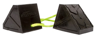 Daystar KU30010BK Dual Wheel Chock With 3 Foot Plasma Rope Tether