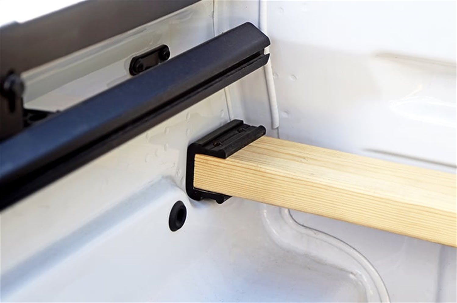 Dee Zee DZ42 Board Rubber Trim