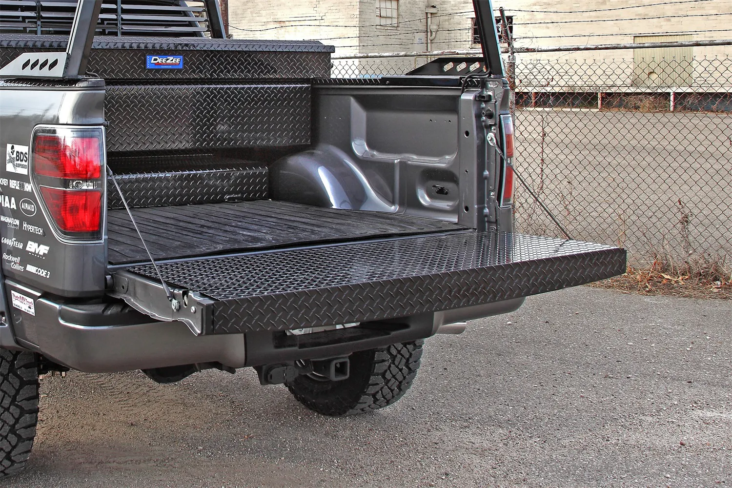 Dee Zee DZ4137B Black-Tread Full Tailgate Protector