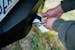 DV8 Offroad UNSK-01WH Elite Series D-Ring Shackles, Pair, White