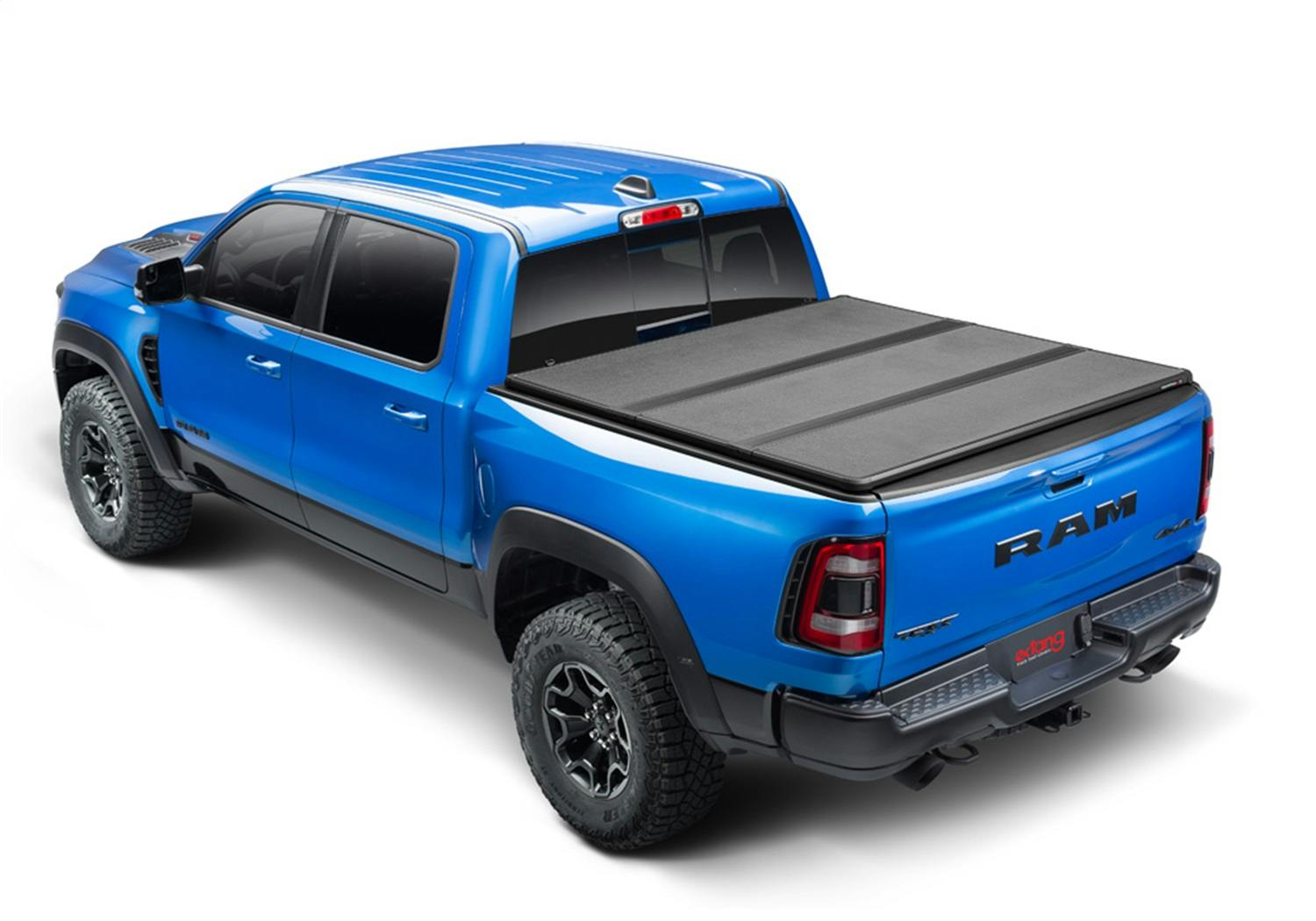 ●SACRIFICE Extang 88430 Solid Fold ALX - 09-18 (19-24 Classic) Ram 1500