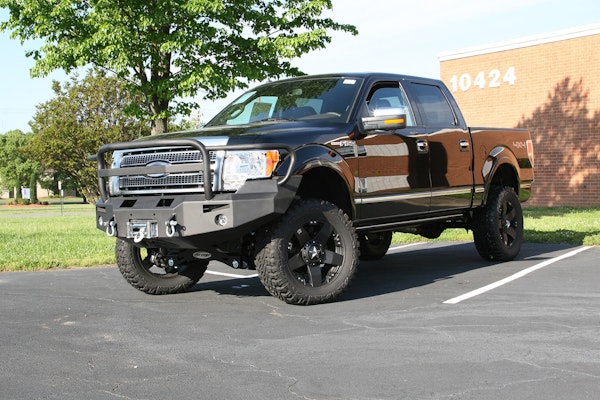 Fab Fours FF09-H1950-1 Premium Winch Bumper with Full Grill Guard