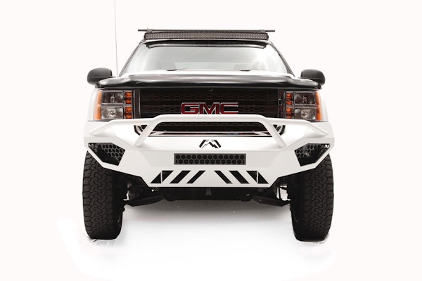 Fab Fours GM11-V2852-1 Vengeance Front Bumper with Pre-Runner Guard