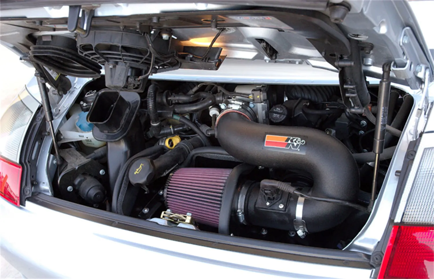 Kit Admission K&N 57I-1000 - Lavable Réutilisable - Pour BMW Série 3 - 9