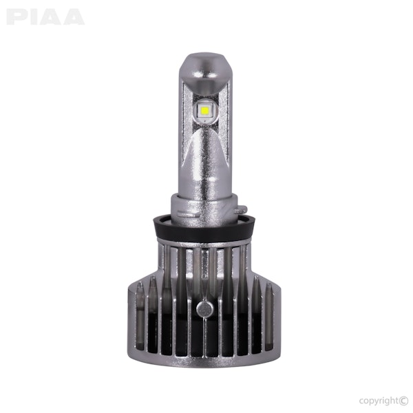 PIAA 16-17495 9005 G3 LED Bulb, 6200K - 12/24V 23W - Single Pack