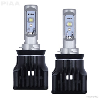 PIAA 17201 9005/9006 HB3/HB4 White LED Replacement Bulb