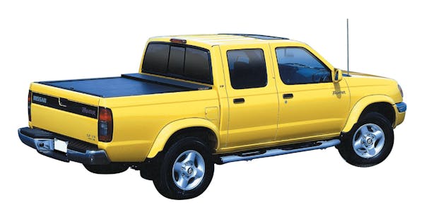Roll-N-Lock LG807M M-Series Retractable Truck Bed Cover