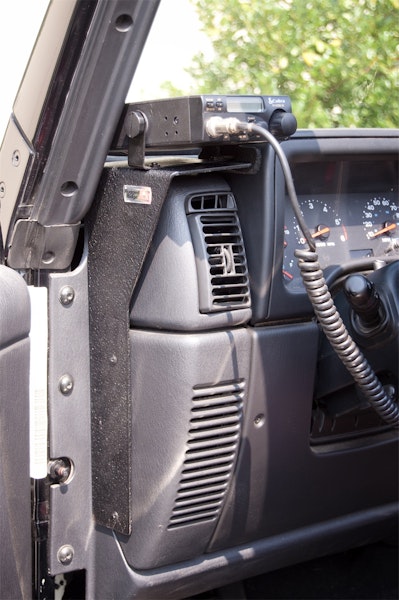 Rugged Ridge 13551.09 CB Radio Dash Mount; 97-06 Jeep Wrangler TJ/LJ