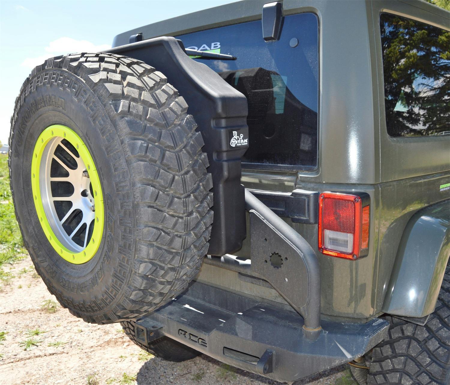 TITAN Fuel Tanks 4040287 12 Gallon Extra Heavy Duty, Cross-Linked