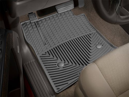 https://aw1.imgix.net/2/weathertech/CHEV_Silverado_14_W3091.jpg?auto=format&fit=max&w=500&h=500