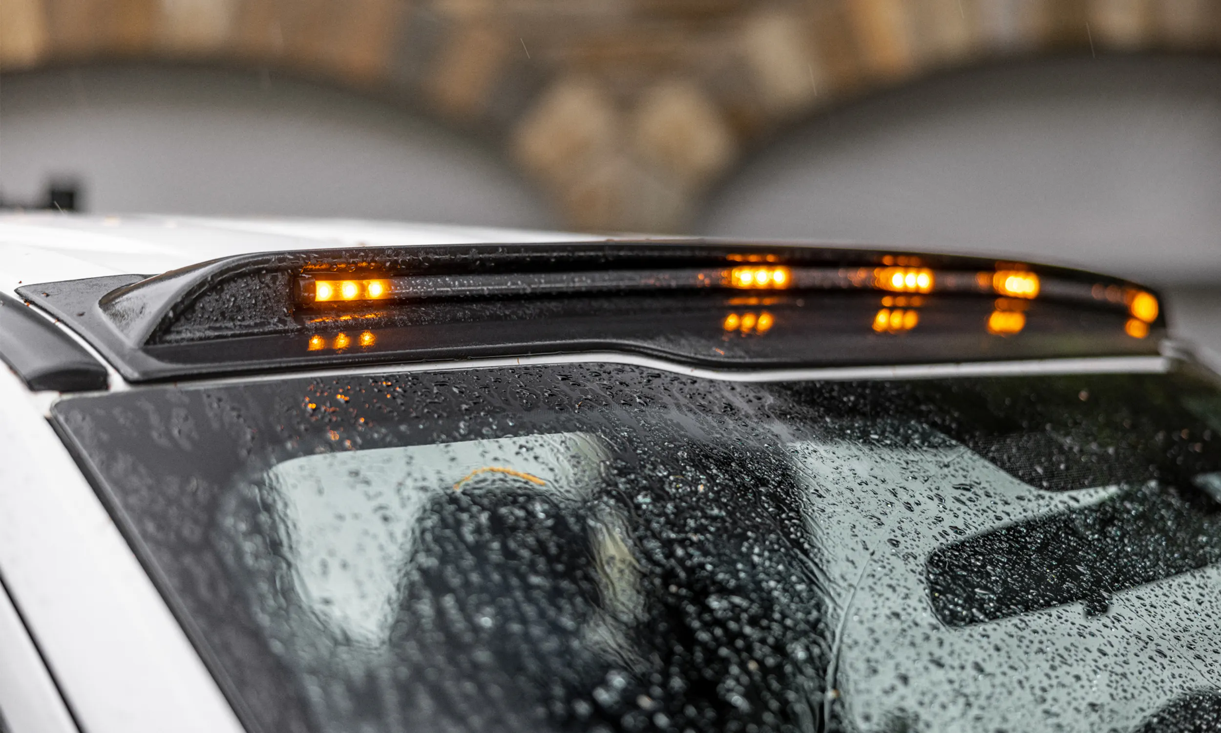 AVS 698094 AeroCab Marker Light with five amber LED; Black
