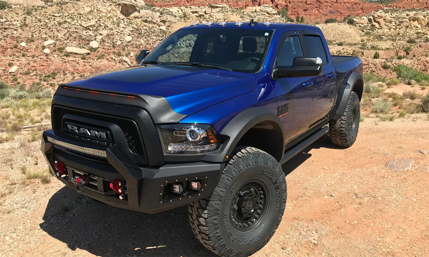 https://aw1.imgix.net/3/avs-auto-ventshade/avs_aeroskinlightshieldpro_10-18Ram2500-3500_3q_953051.jpg