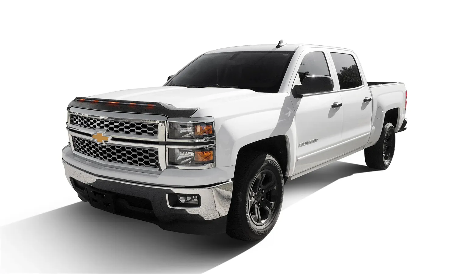 https://aw1.imgix.net/3/avs-auto-ventshade/avs_aeroskinlightshieldpro_14-15_chev_silv1500_3qtr_953123.jpg