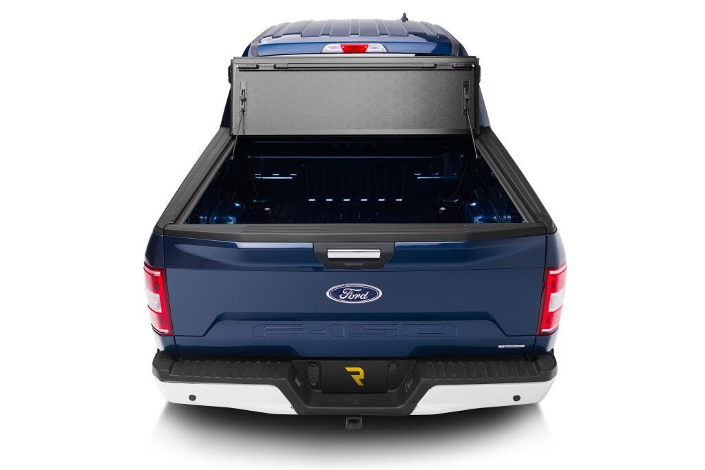 DUNLOP - pepe BakFlip G2 Hard Folding Tonneau Cover 226327 | RealTruck