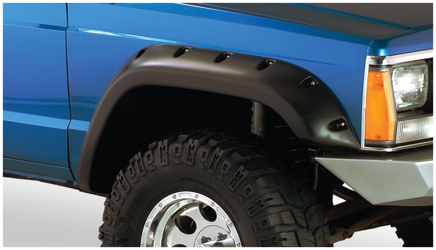 Bushwacker 10912-07 Fender Flares Cutout Style 4Pc