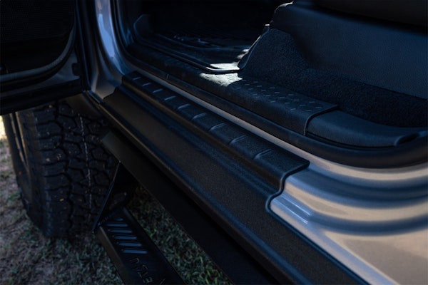 Bushwacker 14117 Trail Armor Rocker Panel