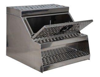 Buyers Products Company 1705183 24X28X30 Inch Heavy Duty Diamond Tread Aluminum Step Box