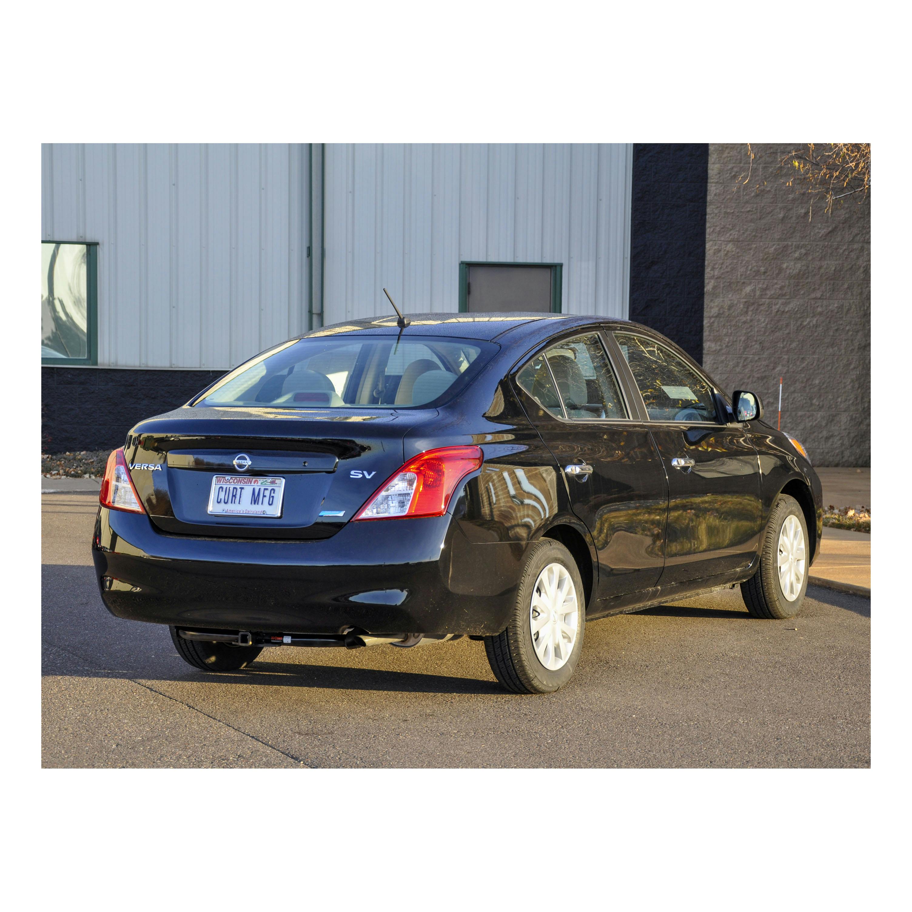 Nissan versa deals hitch