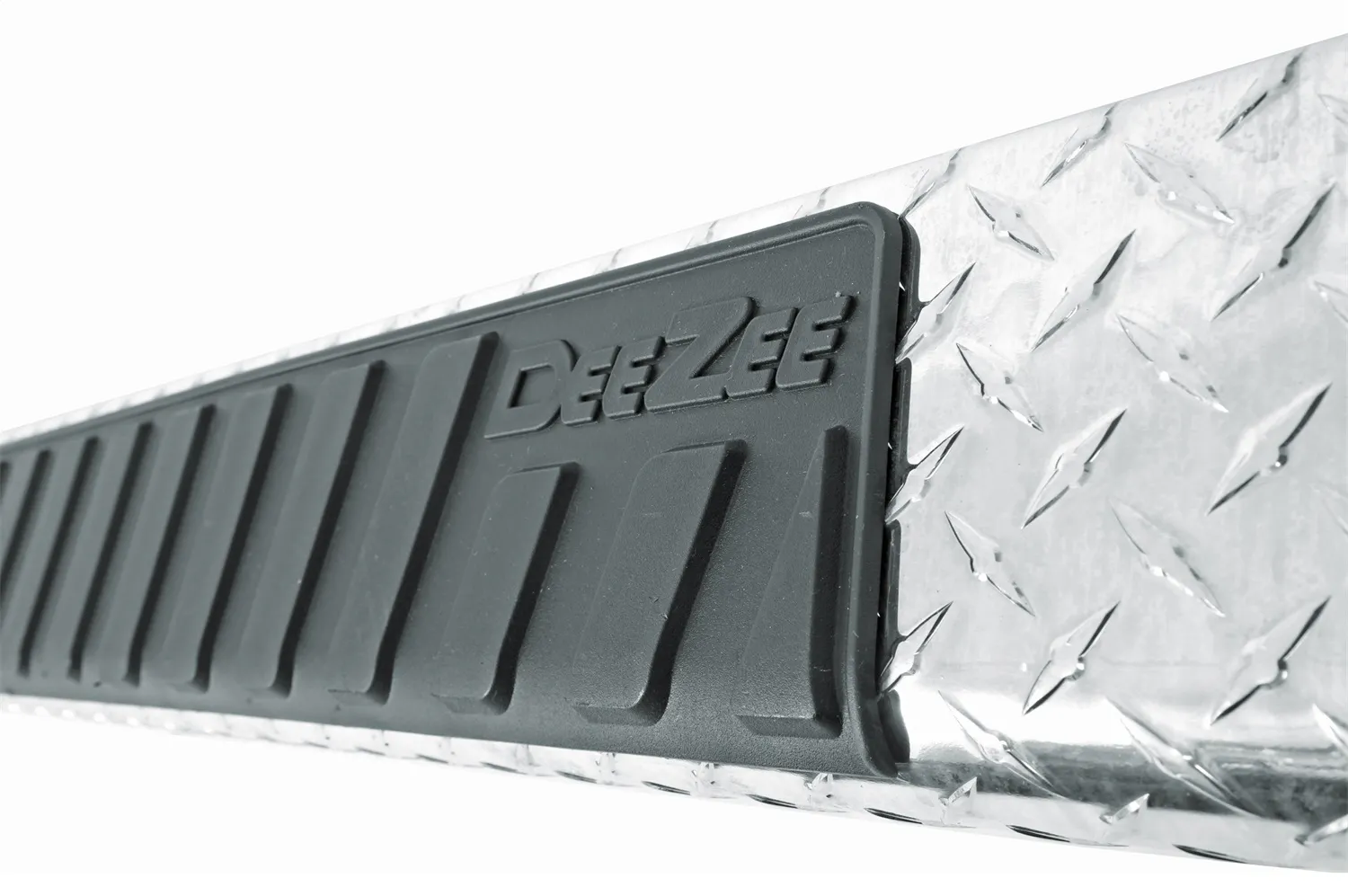 Dee Zee DZ16411 Brite-Tread Aluminum Side Step 6 in. Oval Cab Length