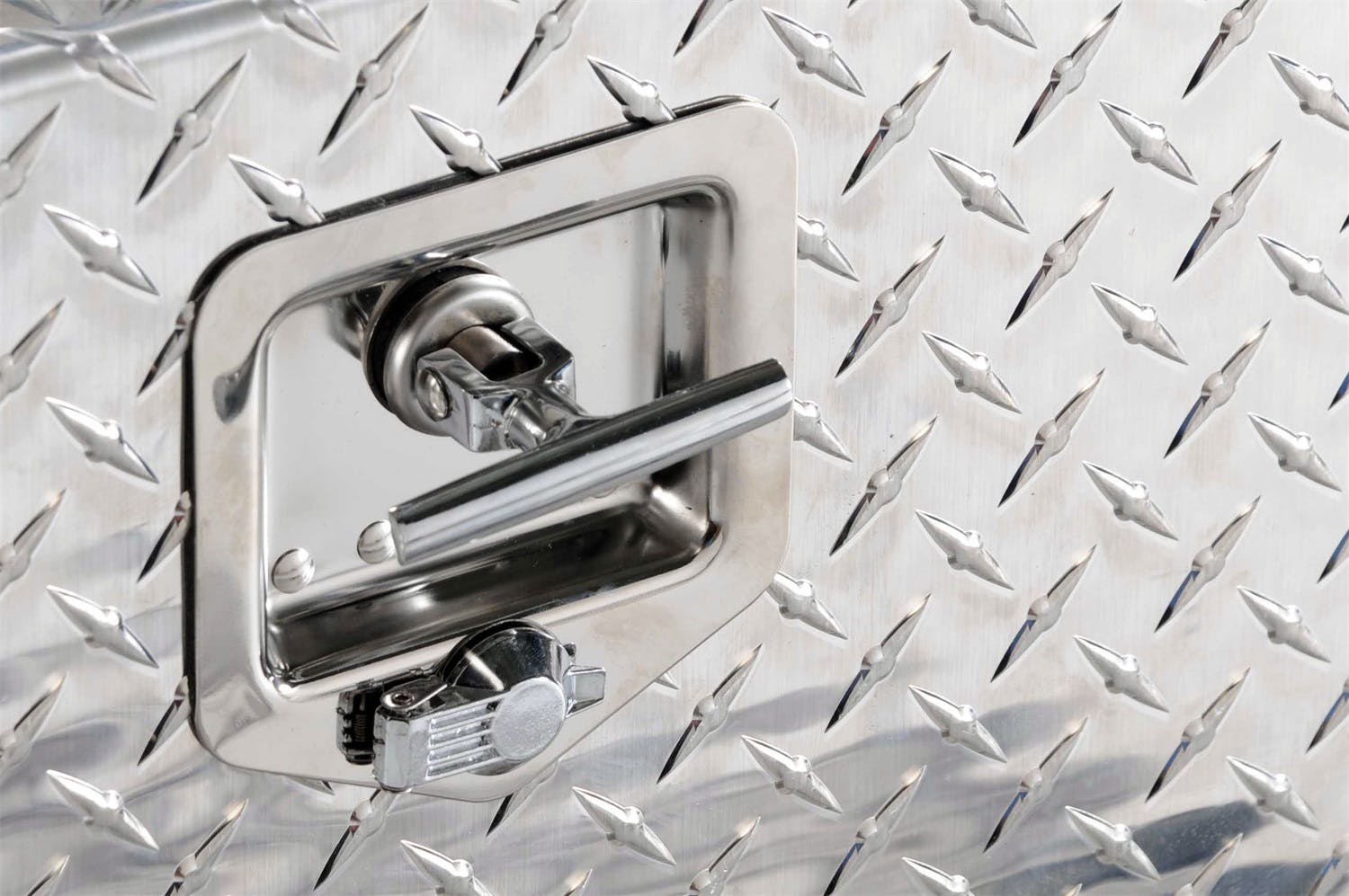 Dee Zee DZ79 Tool Box - Specialty Topsider BT Alum