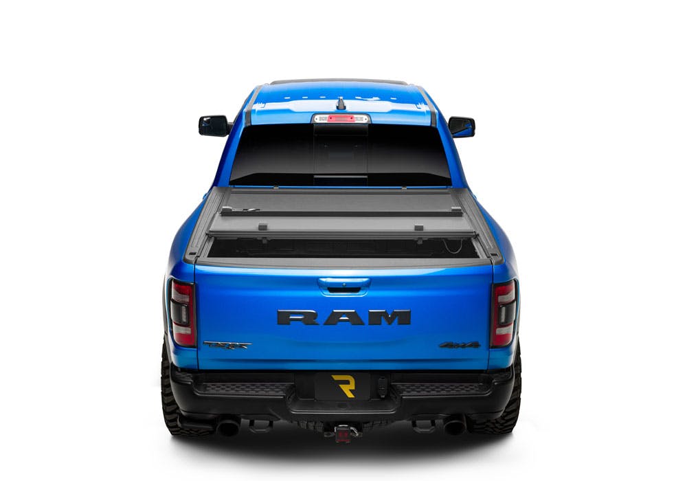 Extang 80832 Endure ALX Hard Folding Truck Bed Cover