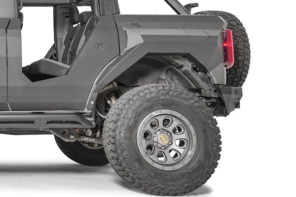 Fab Fours FB2001-1 Rear Fenders