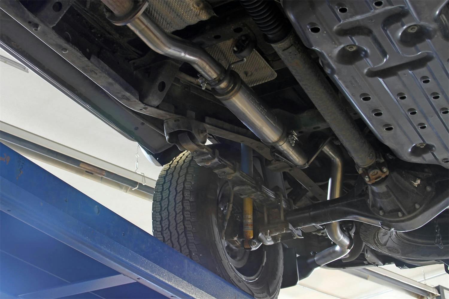 Flowmaster 717944 Flowmaster Flow FX Cat-Back Exhaust System