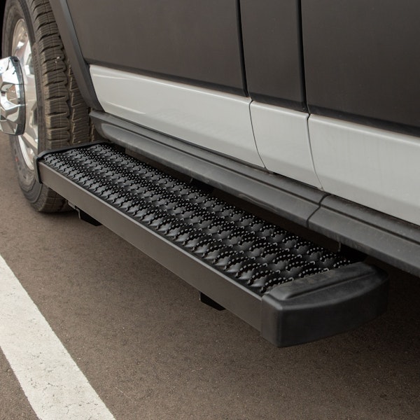 LUVERNE 415100-401477 Grip Step 7" x 36", 100" Black Aluminum Running Boards, Select Ram ProMaster