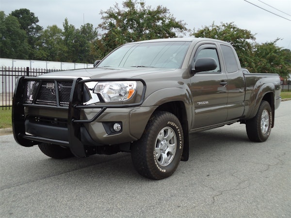 Ranch Hand GGT05MBL1 Legend Grille Guard
