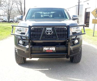 Ranch Hand GGT16MBL1 Legend Grille Guard