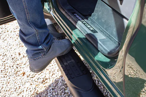 Raptor Series 2007-0589BT Raptor Series Oval Running Boards Black ...