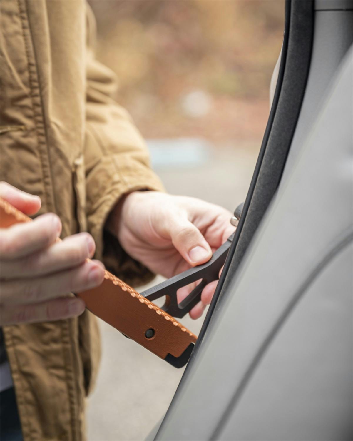 Rightline Gear 100662 Moki Ascent Vehicle Door Step