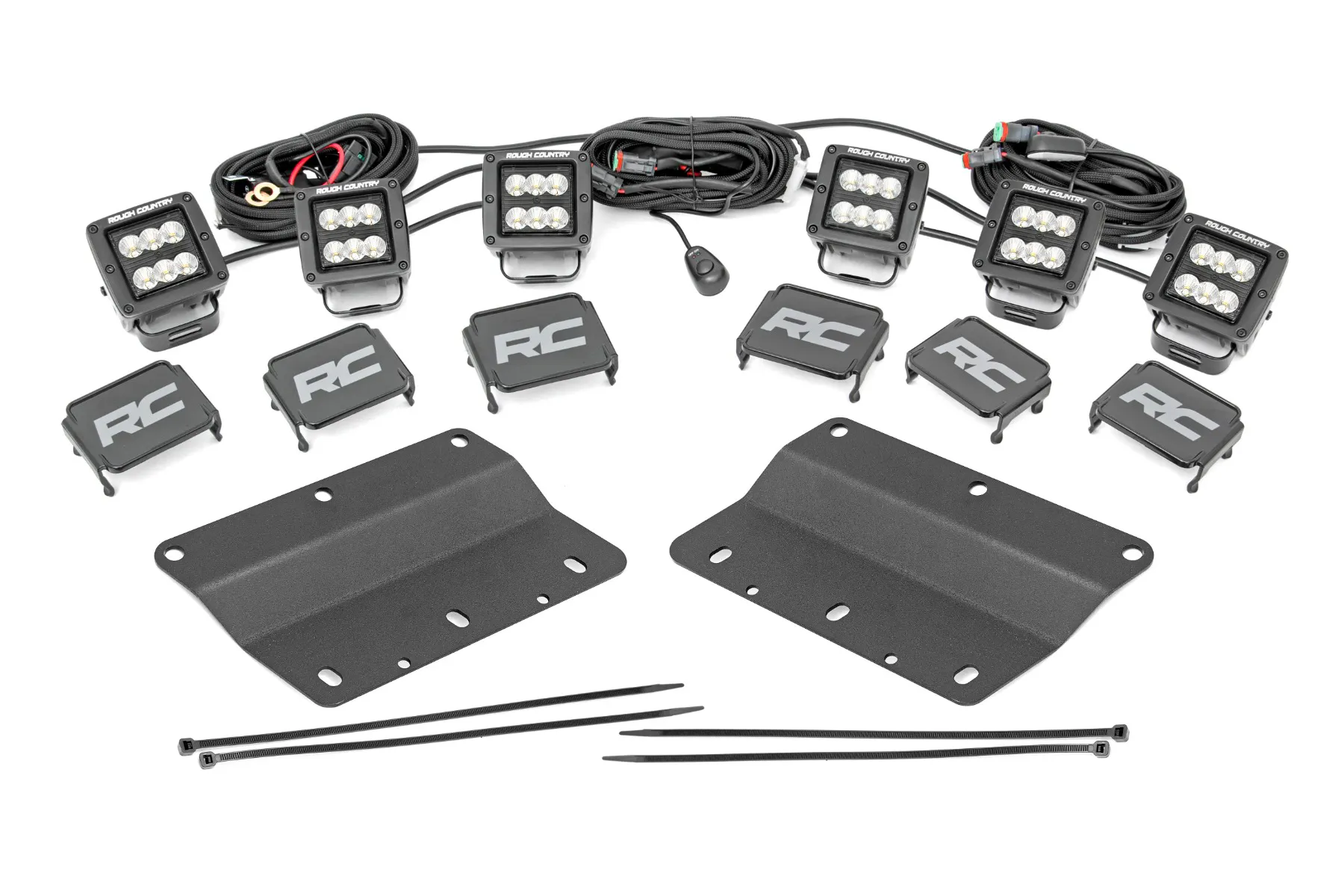 https://aw1.imgix.net/3/rough-country/-22_bronco_2in_black-series_flood_triple_cube_fog_light_bumper_mount_-_51086.jpg