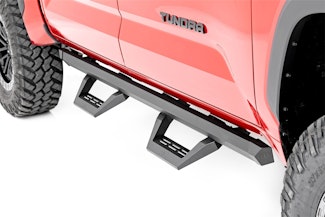 Rough Country 71070 SRX2 Adj Aluminum Steps | CrewMax | Toyota Tundra 2WD/4WD (2022-2024)