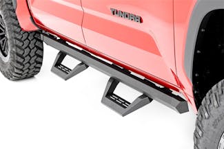 Rough Country 71070 SRX2 Adj Aluminum Steps | CrewMax | Toyota Tundra 2WD/4WD (2022-2024)