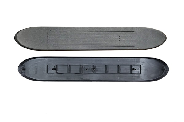 Steelcraft SP4002 Univ. 4 premium sidebar step pad with clips