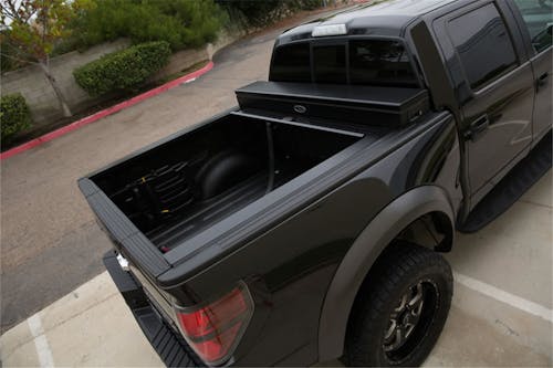 Truck Covers Usa Crjr403 Junior Size Toolbox And Hard Retractable Roll Up Tonneau Cover Combination