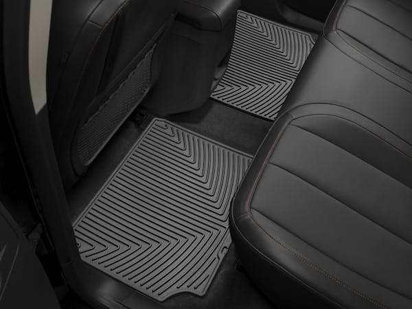 https://aw1.imgix.net/3/weathertech/CHEV_Equinox_13_W281.jpg?auto=format&fit=max&w=600&h=600
