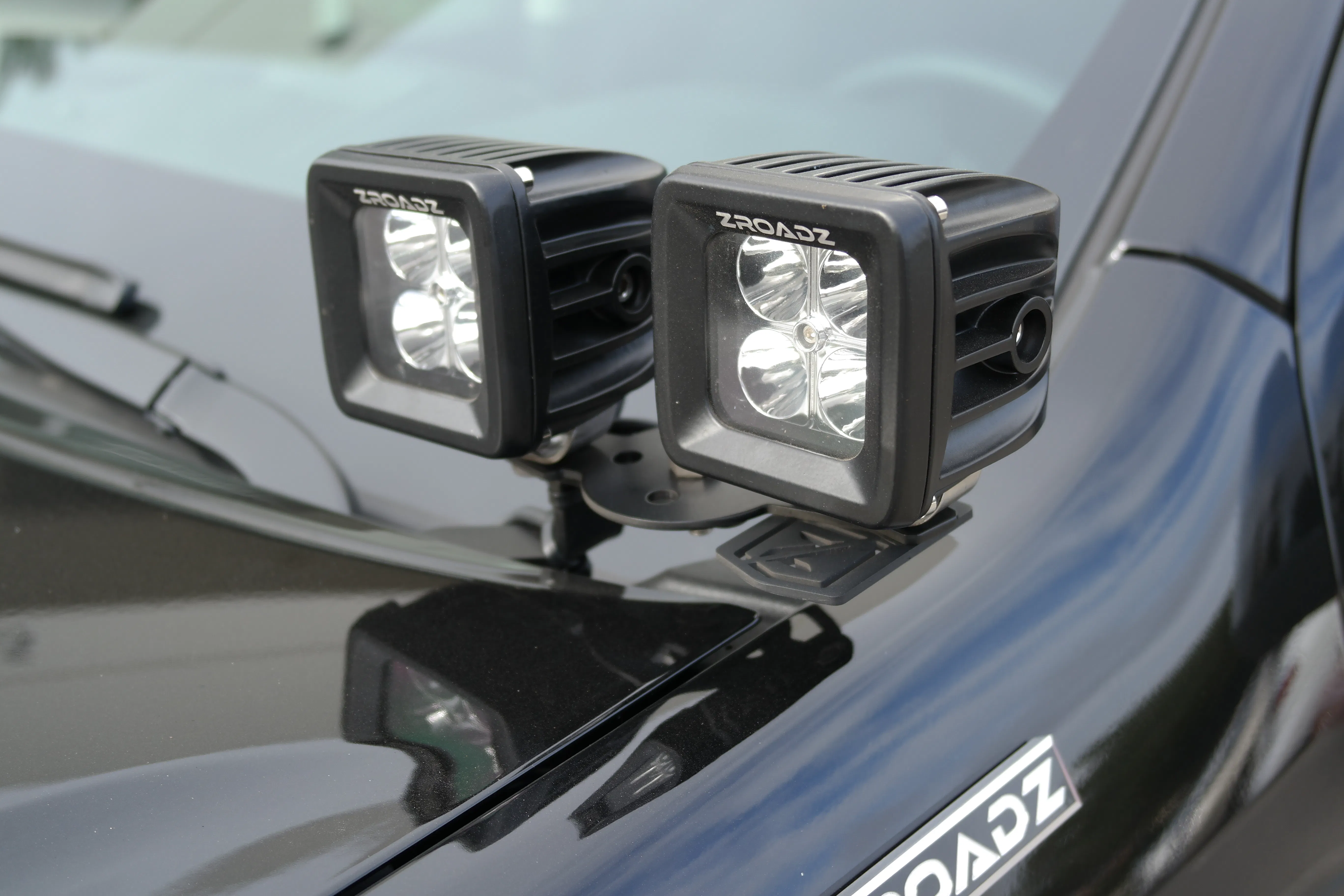 https://aw1.imgix.net/3/zroadz-led-lighting/Z369381-KIT4.jpg