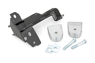 Rough Country 51017 2in Ford Leveling Kit w/Track Bar Bracket (17-20 F-250 Super Duty)
