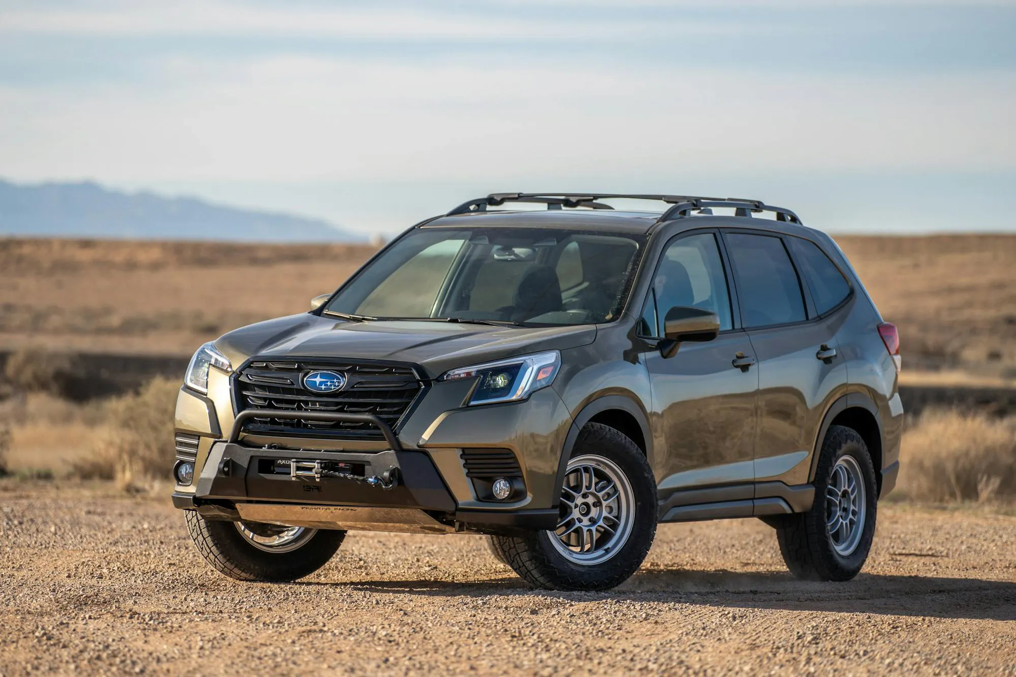 SUV accessories including roof racks, running boards, and cargo solutions