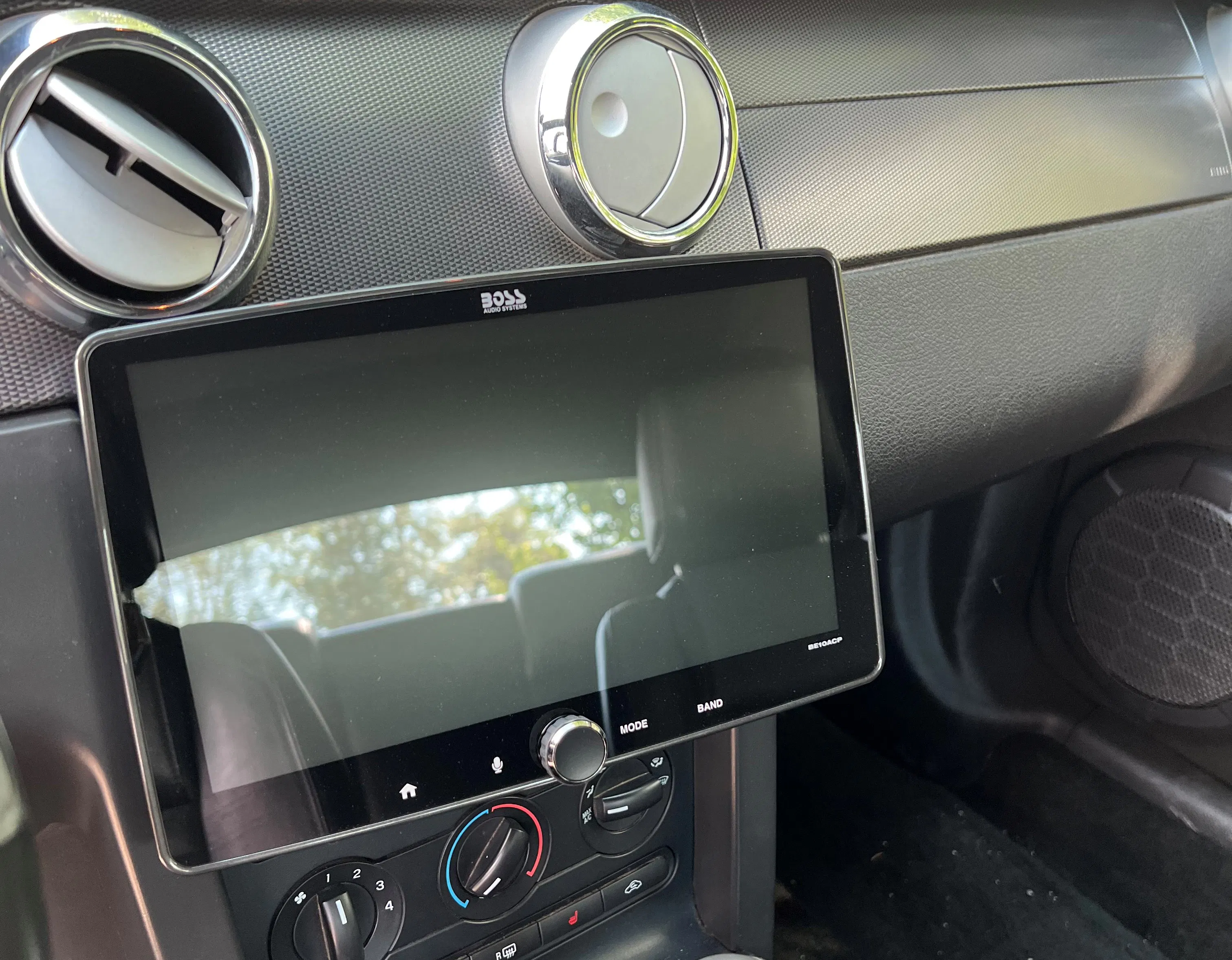 2007 Ford Mustang GT audio system installation with floating screen and speakers