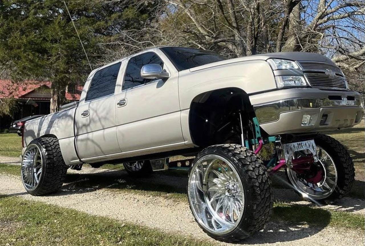 What is a Squatted Truck?