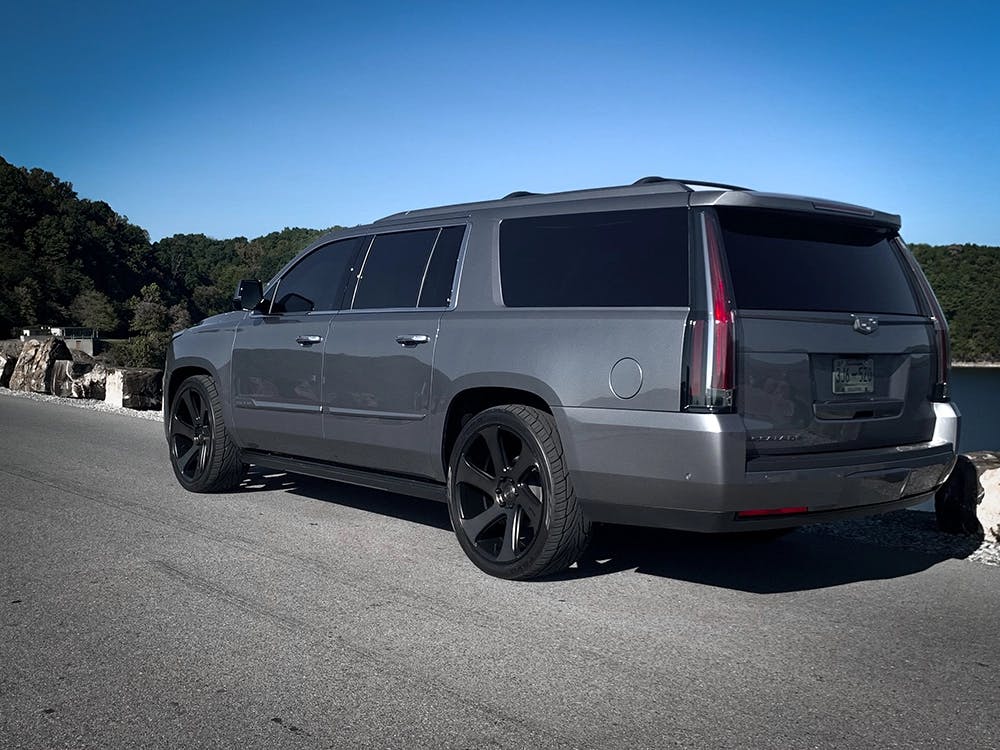 Escalade thumbnail 2